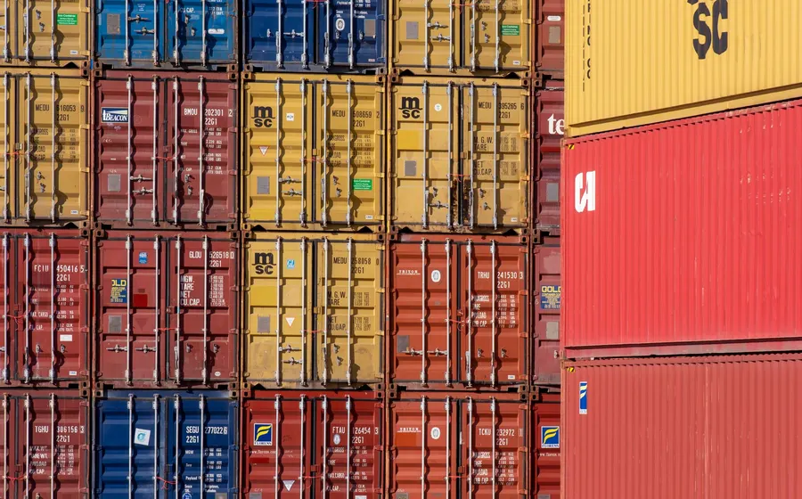 Octroi de mer : comprendre la taxe qui pèse sur les importations
